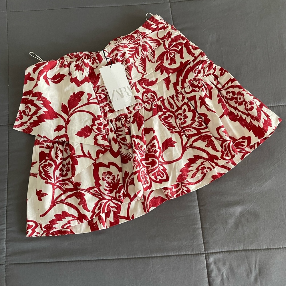 Zara mini skirt NWT